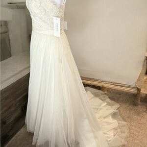 Wedding Dress size 8 Davids Bridal